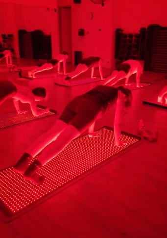 RED LIGHT MAT PLATES